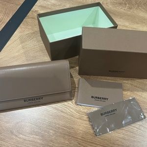 Women sunglasses